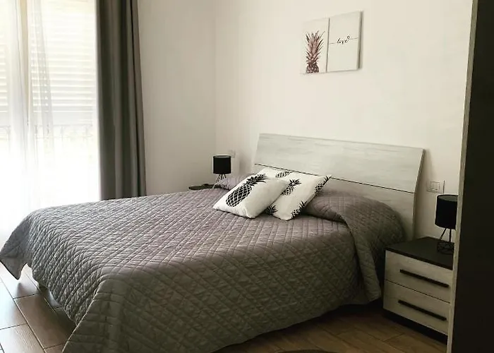 La Bufera * 圣特雷莎加卢拉