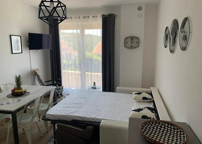 La Bufera 公寓 圣特雷莎加卢拉